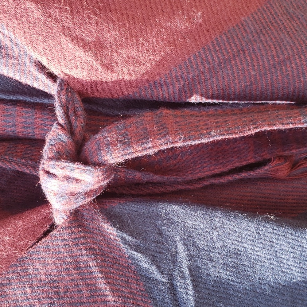 Halston Ruana Wrap - Belted Cardigan Sweater Burgandy Navy NWT - Picture 7 of 12